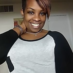 Meet your Posher, Davida